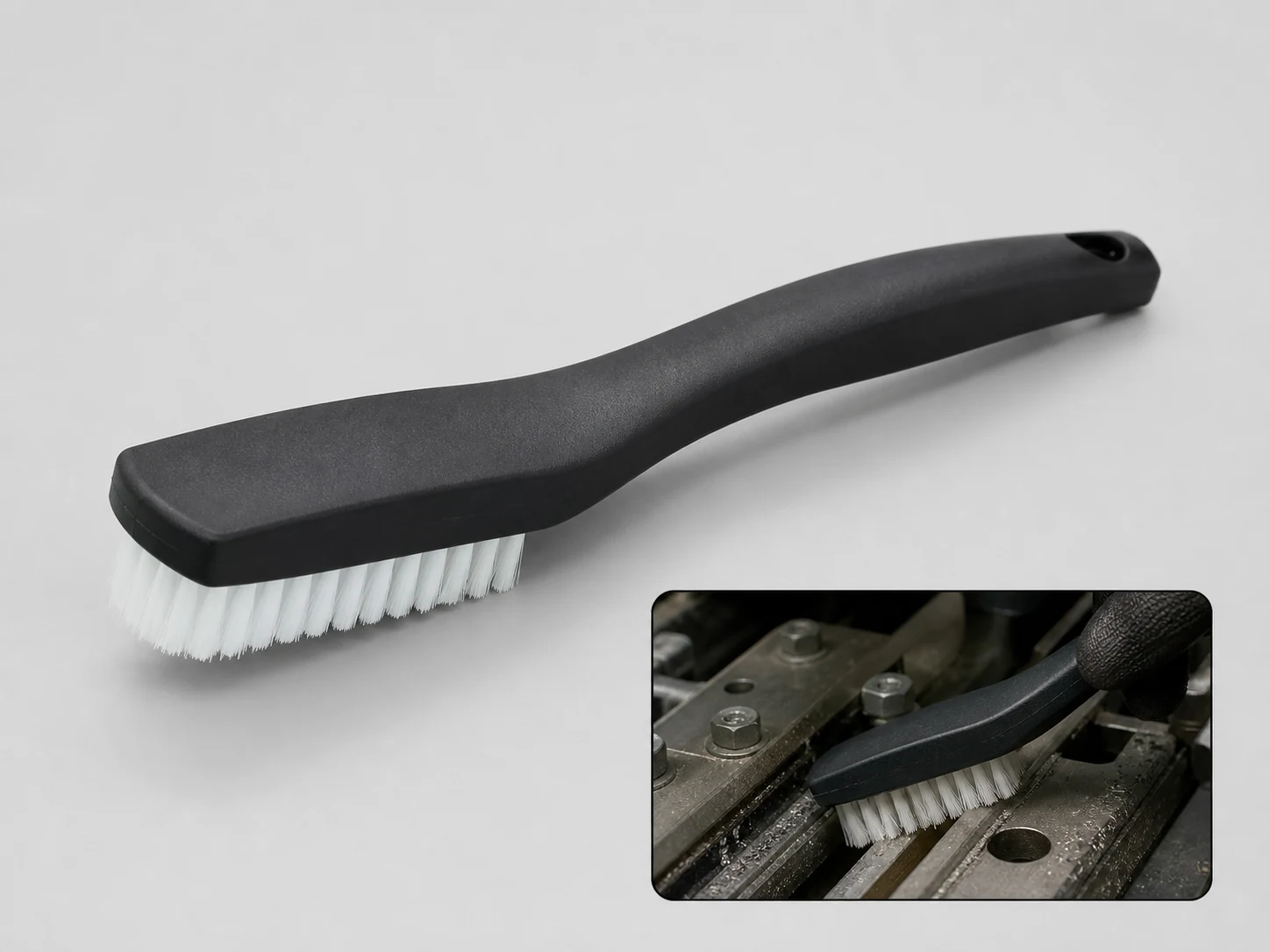 PB33A Brush