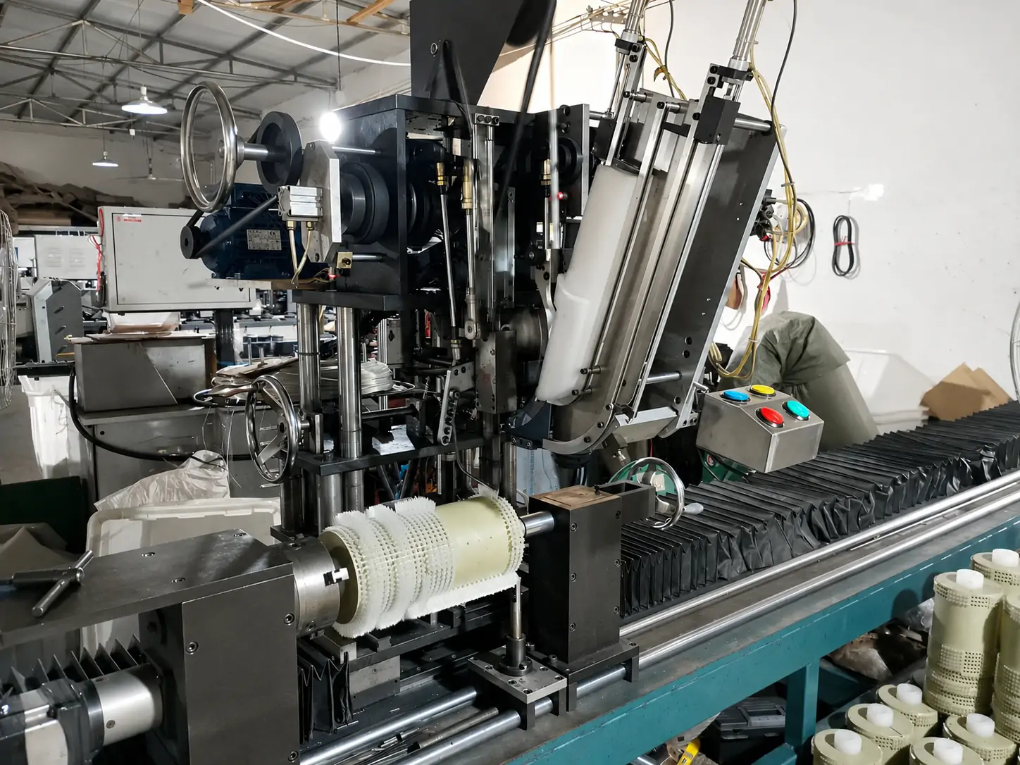 Industrial Roller Brush Tufting Machine